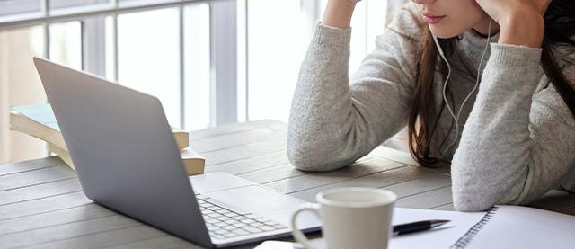 なぜ「運用のプロ」に任せていても成果は下がってしまうのか？
